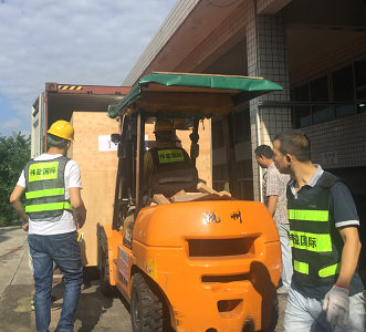 吊裝，搬運(yùn)一條龍服務(wù)